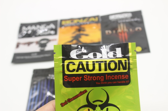 3.5g 7g 14g 28g كيسات الأعشاب المخصصة من نوع مايلار ضد الرائحة